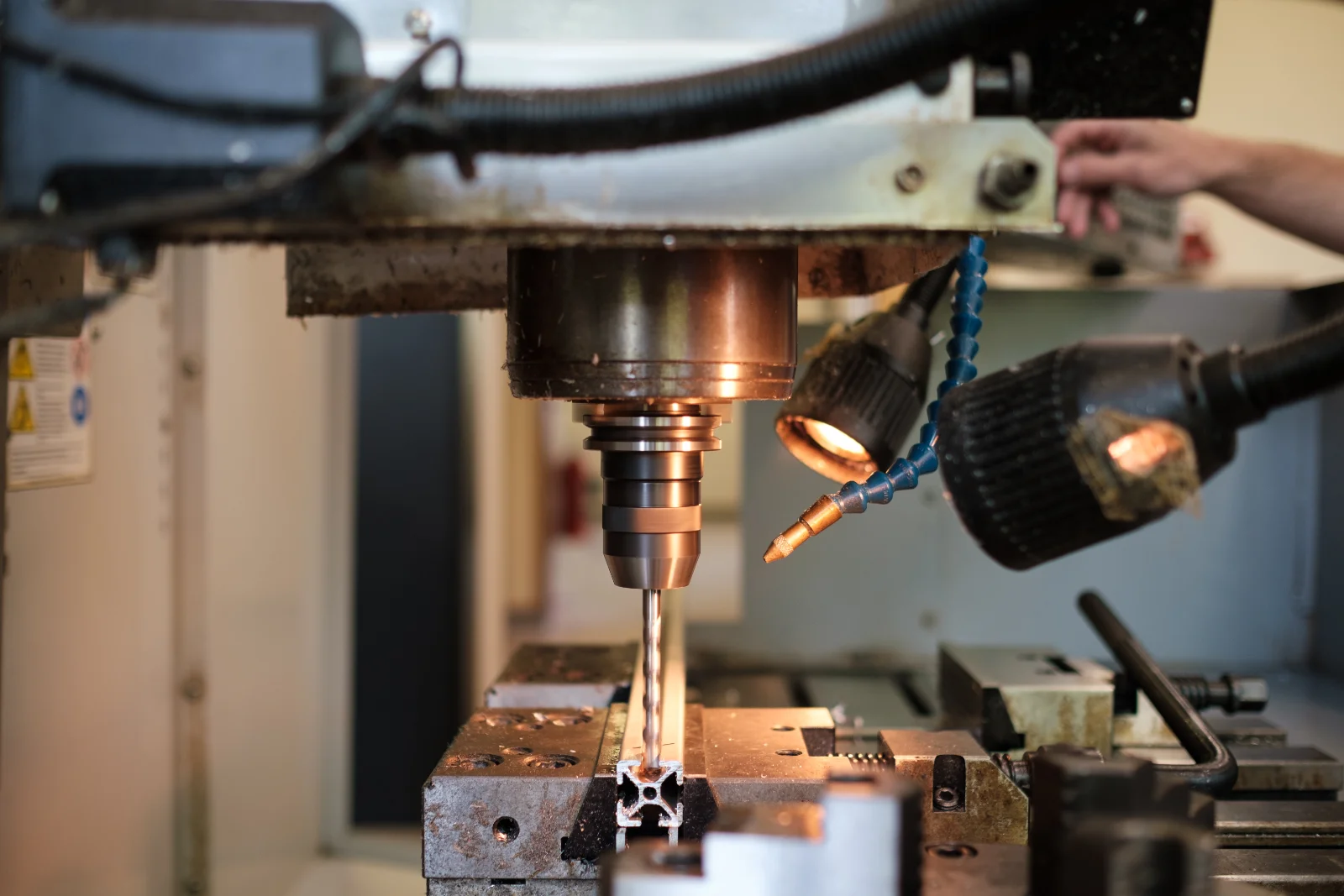 Core research facilities and advanced scientific infrastructure