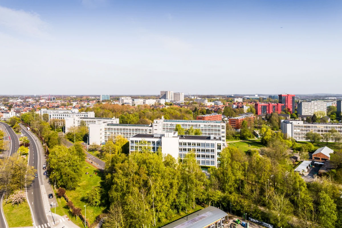 Science buildings and outdoor spaces at Campus Sterre